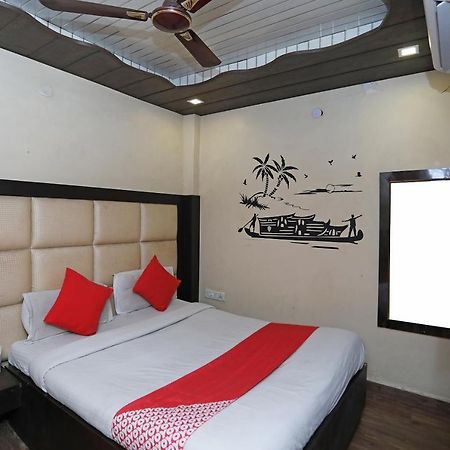 Hotel O Sun Palace Delhi  Exterior photo